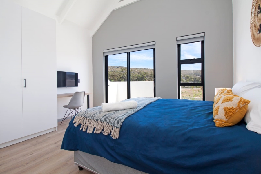 4 Bedroom Property for Sale in Kommetjie Western Cape